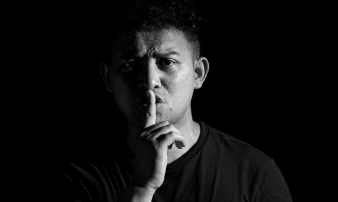 Bisono – Cinta Dilarang