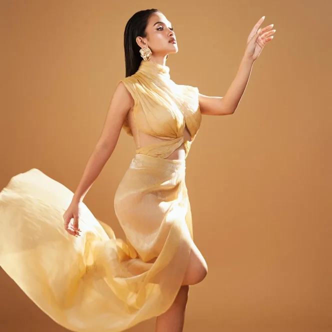 Prinsa Mandagie Lagu Teranyar Berjudul Bertahan Sendiri