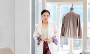 Cerita Cinta Ngena di Lagu Baru Melly Mono “Aku Bukan Dia”