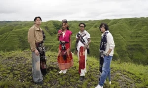 Weird Genius Bawa Instrumen Tradisional Sumba ke Level Internasional Lewat “Your Side”